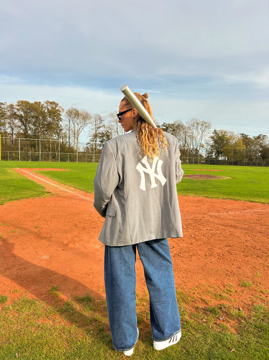 White Yankees Patch & Blaze